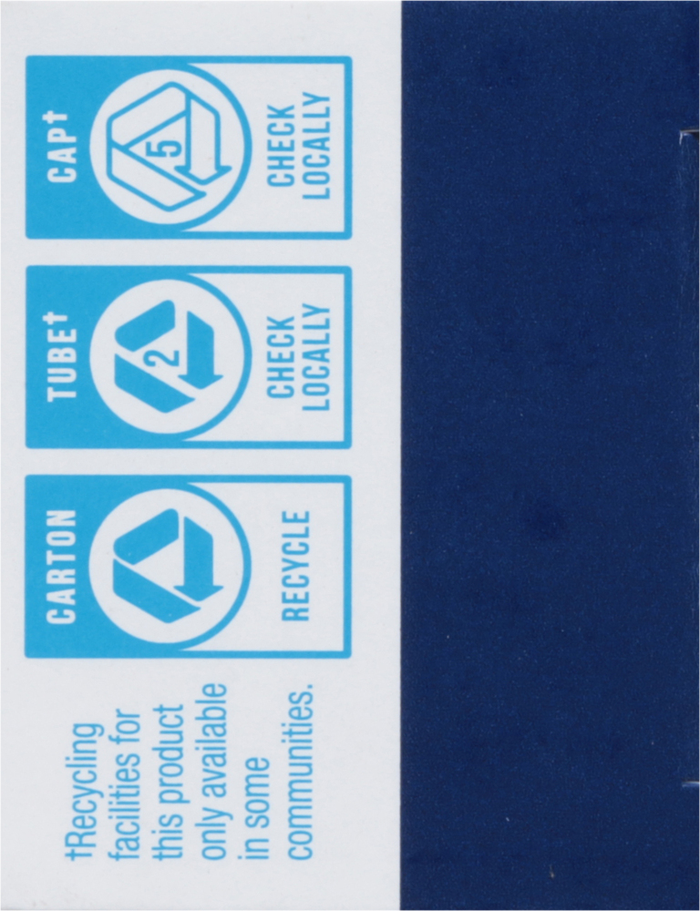Aquafresh Extreme Clean Whitening Action Mint Blast Toothpaste